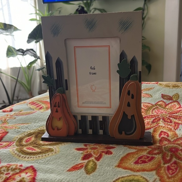 Vintage fall picture frame 🖤 - Picture 6 of 7